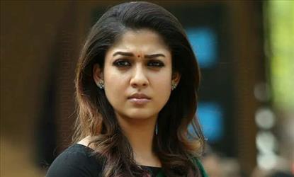 அரசியலில் குதிக்கிறாரா... குதிக்கிறாரா... நயன்தாரா!